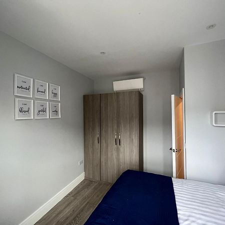 Aisiki Apartments At Stanhope Road, North Finchley, Airconditioned Multiple 2 Or 3-Bedroom, Pet-Friendly Duplex Flats, King Or Twin Beds, Airconditioned & Free Wi-Fi Εξωτερικό φωτογραφία