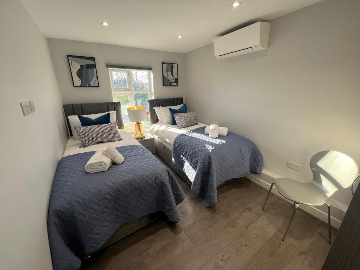 Aisiki Apartments At Stanhope Road, North Finchley, Airconditioned Multiple 2 Or 3-Bedroom, Pet-Friendly Duplex Flats, King Or Twin Beds, Airconditioned & Free Wi-Fi Εξωτερικό φωτογραφία