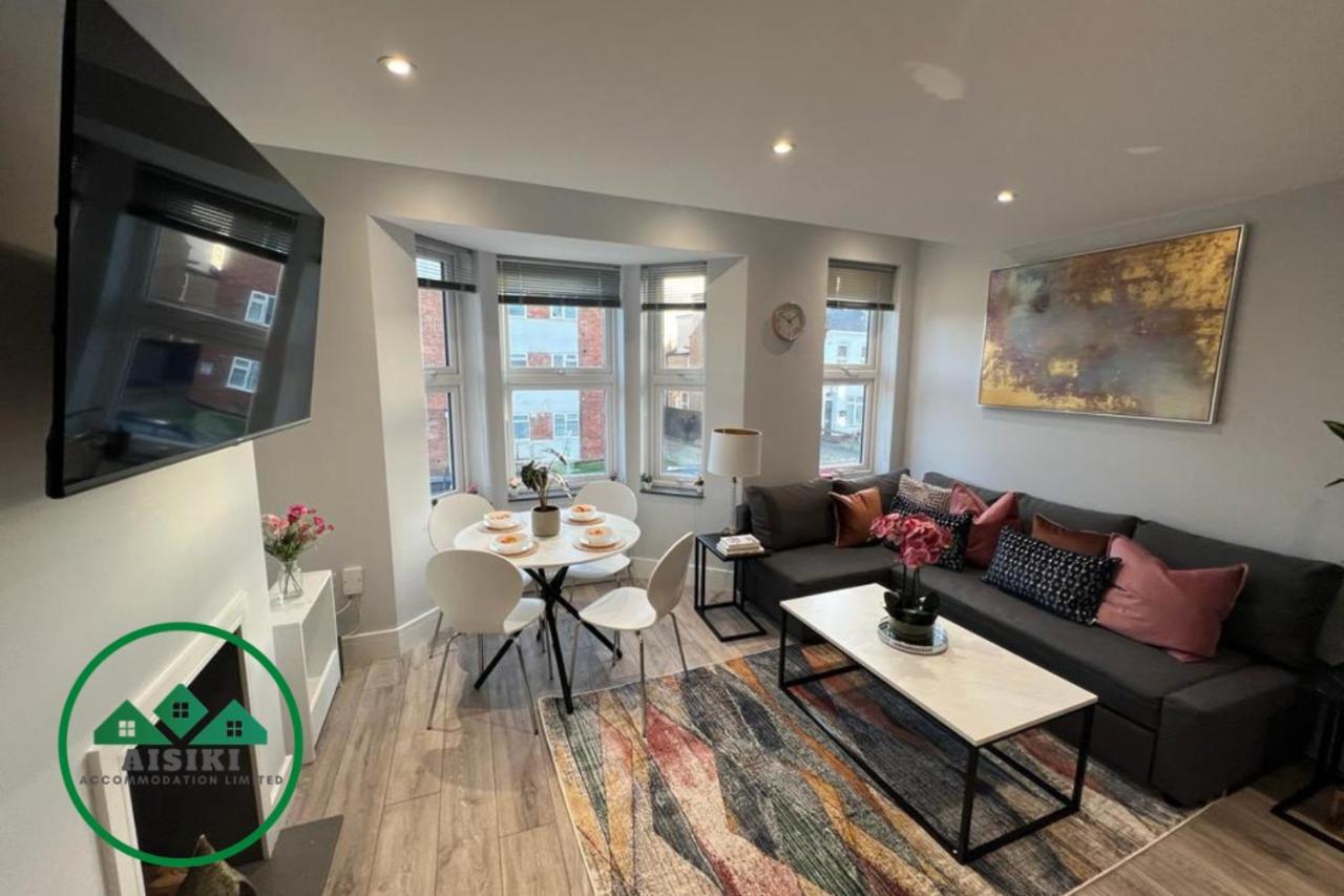 Aisiki Apartments At Stanhope Road, North Finchley, Airconditioned Multiple 2 Or 3-Bedroom, Pet-Friendly Duplex Flats, King Or Twin Beds, Airconditioned & Free Wi-Fi Εξωτερικό φωτογραφία