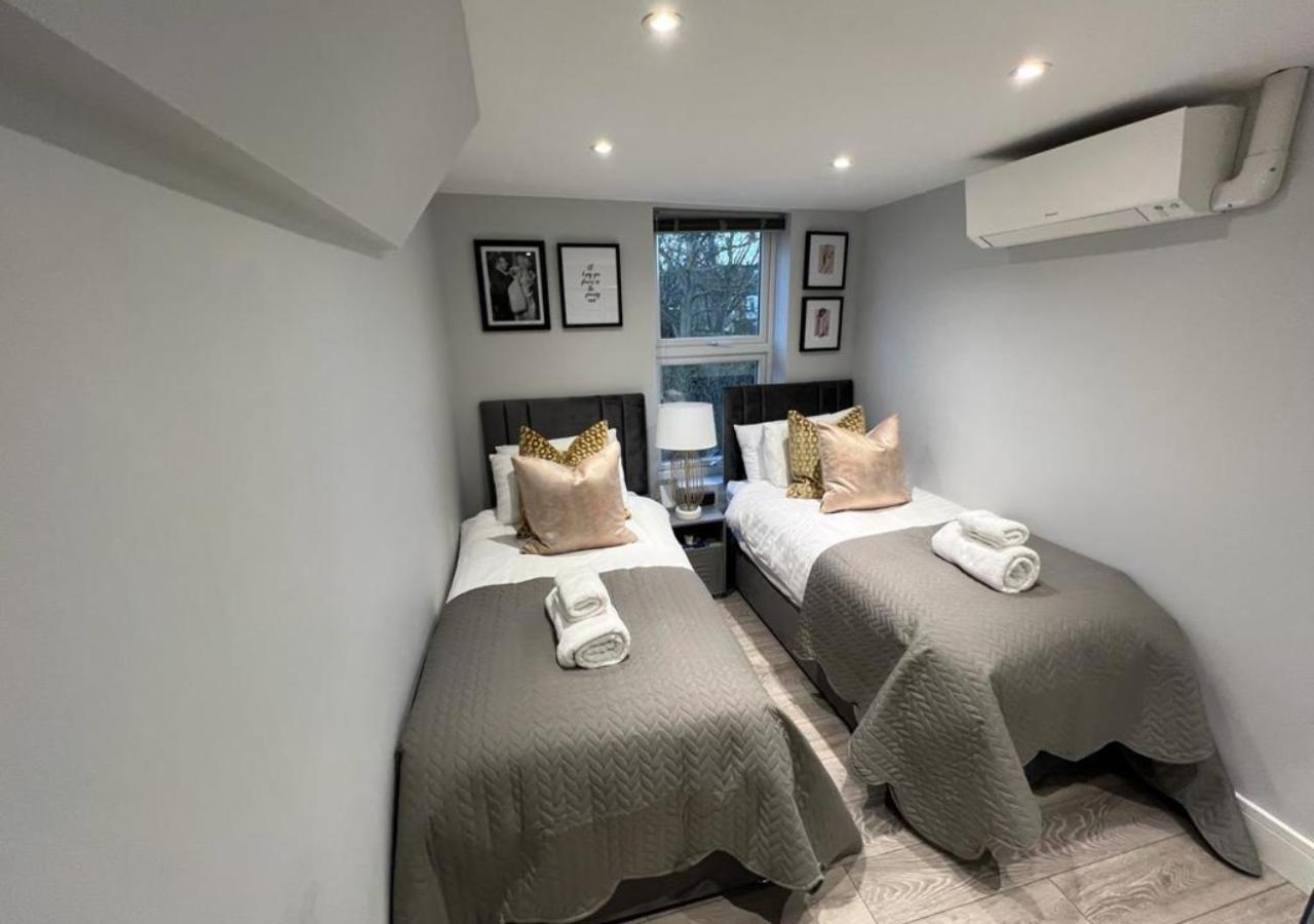 Aisiki Apartments At Stanhope Road, North Finchley, Airconditioned Multiple 2 Or 3-Bedroom, Pet-Friendly Duplex Flats, King Or Twin Beds, Airconditioned & Free Wi-Fi Εξωτερικό φωτογραφία