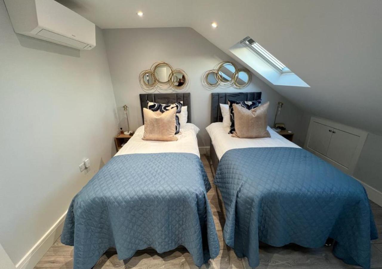 Aisiki Apartments At Stanhope Road, North Finchley, Airconditioned Multiple 2 Or 3-Bedroom, Pet-Friendly Duplex Flats, King Or Twin Beds, Airconditioned & Free Wi-Fi Εξωτερικό φωτογραφία