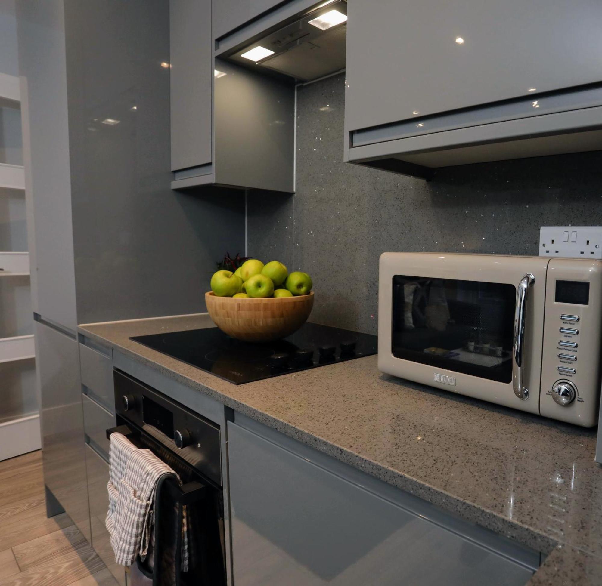 Aisiki Apartments At Stanhope Road, North Finchley, Airconditioned Multiple 2 Or 3-Bedroom, Pet-Friendly Duplex Flats, King Or Twin Beds, Airconditioned & Free Wi-Fi Εξωτερικό φωτογραφία