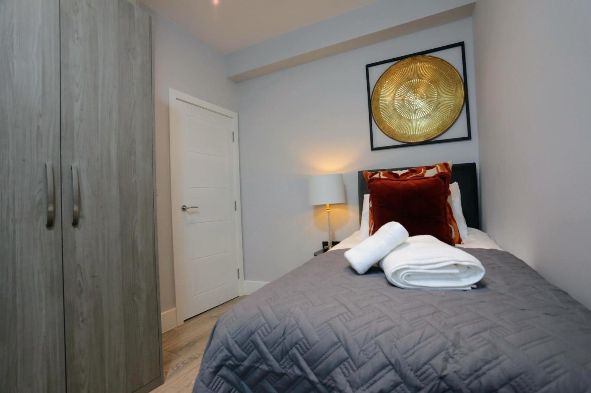 Aisiki Apartments At Stanhope Road, North Finchley, Airconditioned Multiple 2 Or 3-Bedroom, Pet-Friendly Duplex Flats, King Or Twin Beds, Airconditioned & Free Wi-Fi Εξωτερικό φωτογραφία
