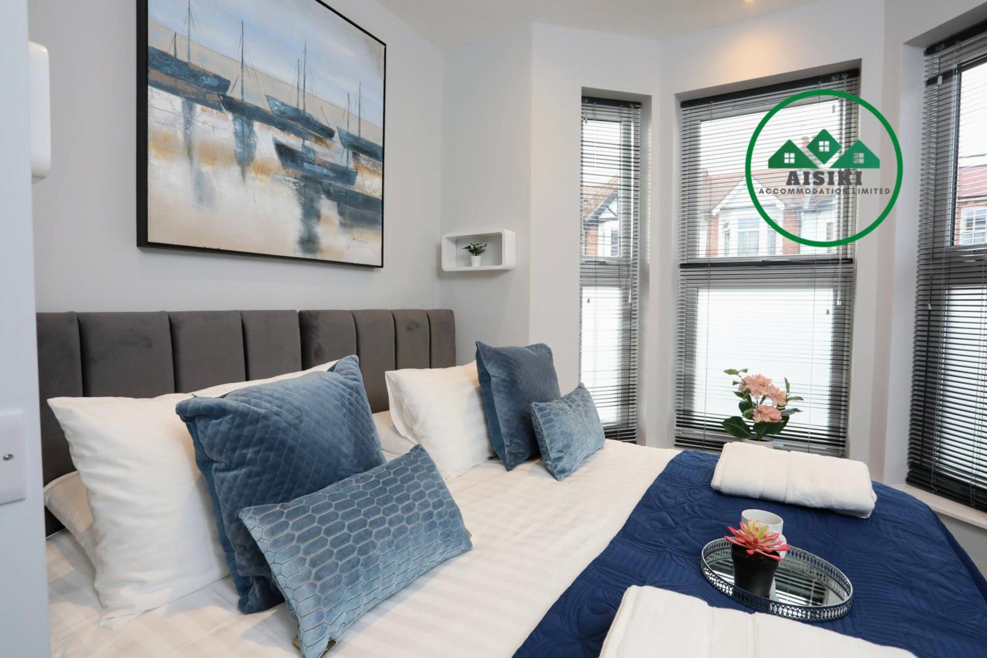 Aisiki Apartments At Stanhope Road, North Finchley, Airconditioned Multiple 2 Or 3-Bedroom, Pet-Friendly Duplex Flats, King Or Twin Beds, Airconditioned & Free Wi-Fi Εξωτερικό φωτογραφία