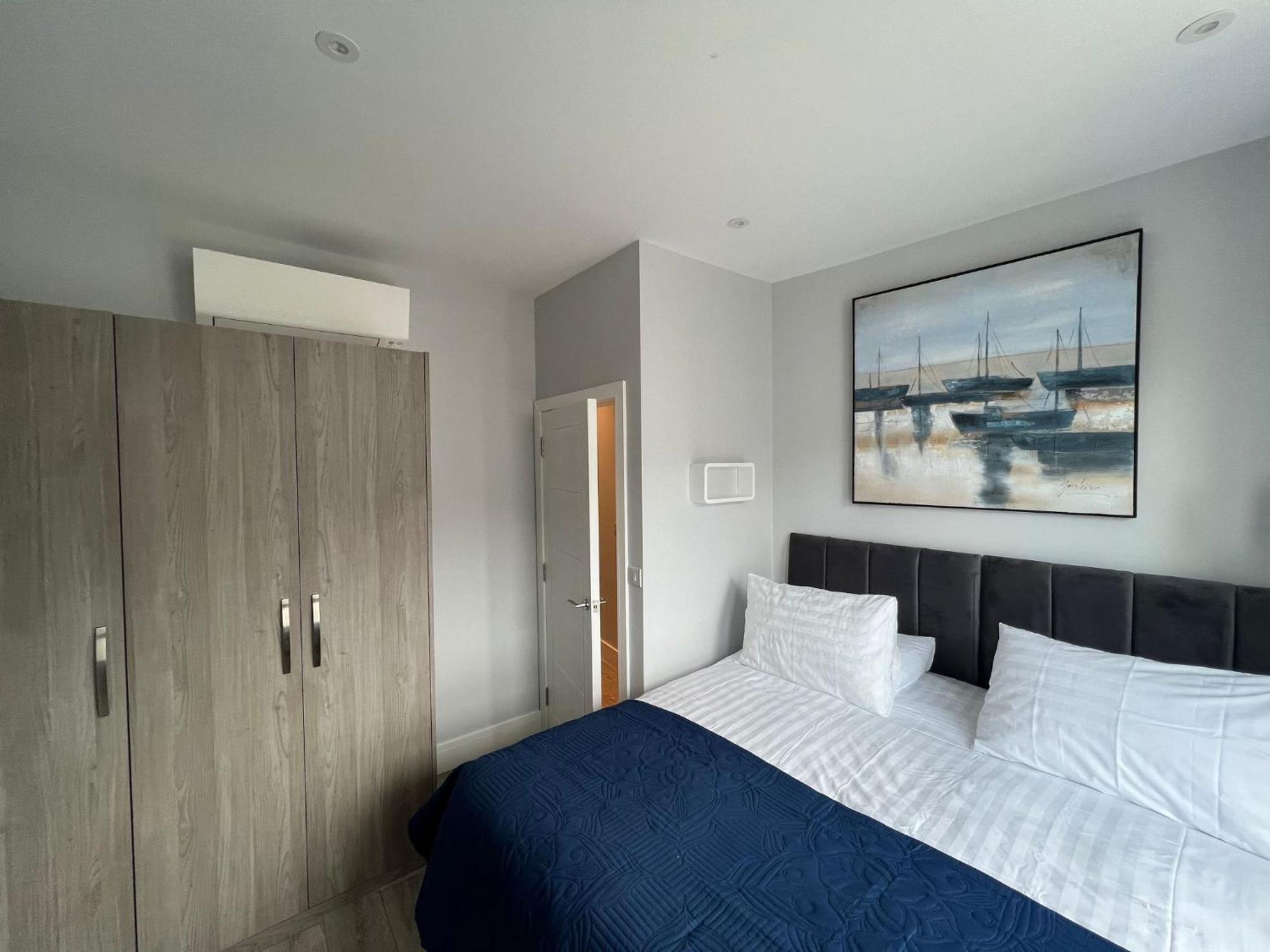 Aisiki Apartments At Stanhope Road, North Finchley, Airconditioned Multiple 2 Or 3-Bedroom, Pet-Friendly Duplex Flats, King Or Twin Beds, Airconditioned & Free Wi-Fi Εξωτερικό φωτογραφία